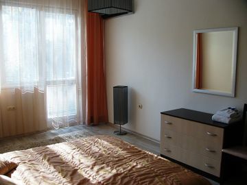 Vip Apartments - Lyuben Karavelov Street Софія Екстер'єр фото